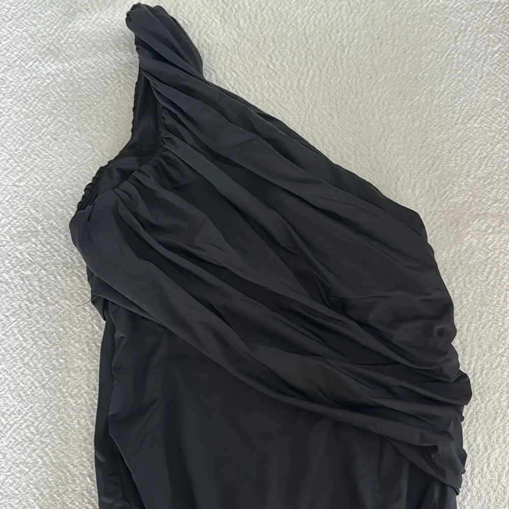 La Blanca Island Goddess Shirred One Shoulder One Piece - Black, Size 6, $120